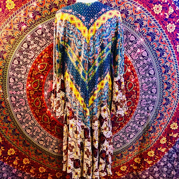BOHO FLORAL MIX KIMONO/ DUSTER - Picture 2 of 6